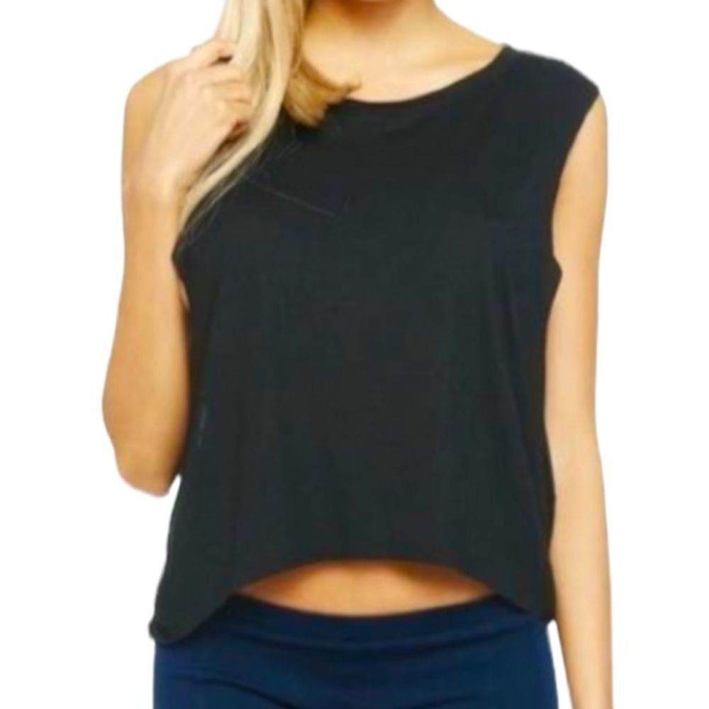 Over the Limit Muscle Tank Top L NWOT Black